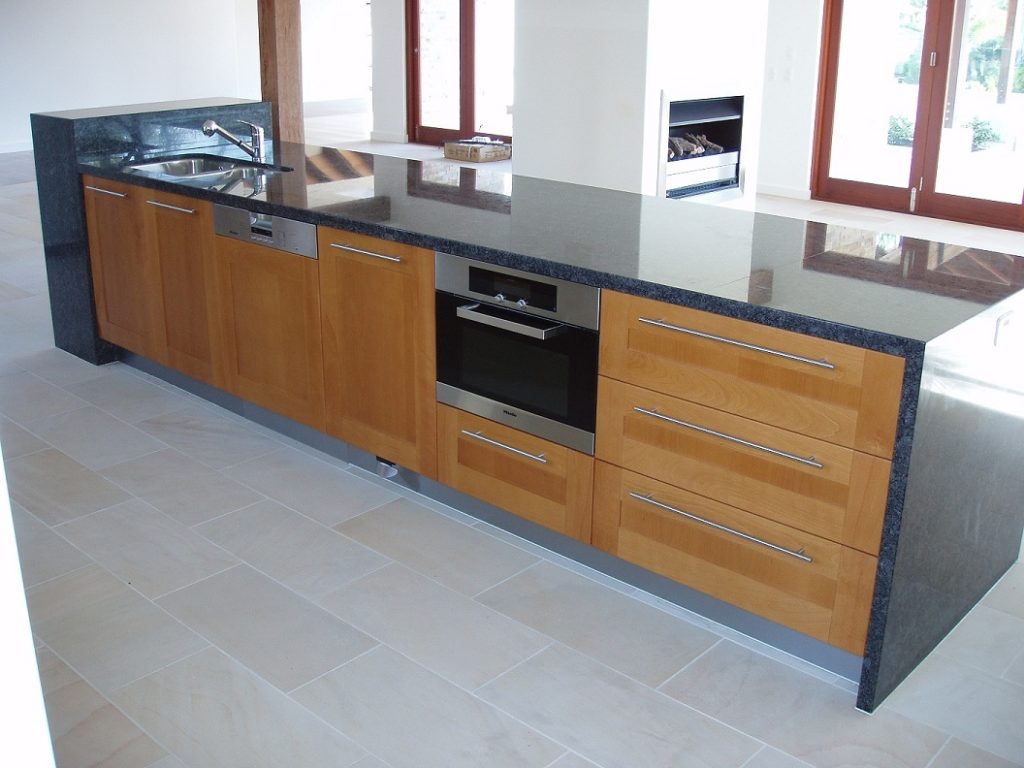 C3- Post and Rail Cabinet Handles